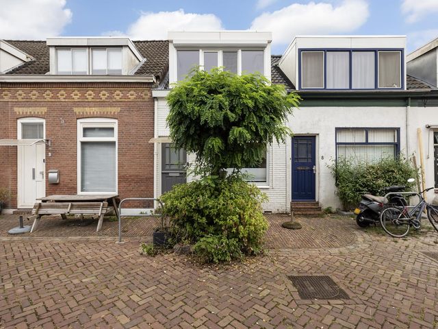 Anthonie Camerlingstraat 6, Dordrecht