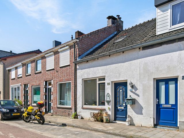 Resedastraat 25, Enschede