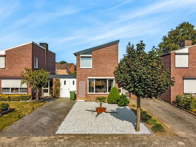 Winterstraat 47, Neer