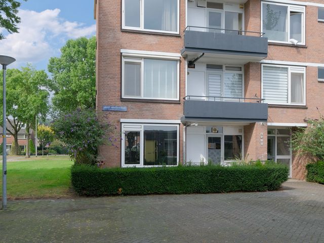 Jozef Israëlsstraat 35, Almelo