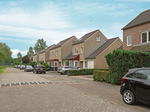 Oleanderstraat 10, Almere