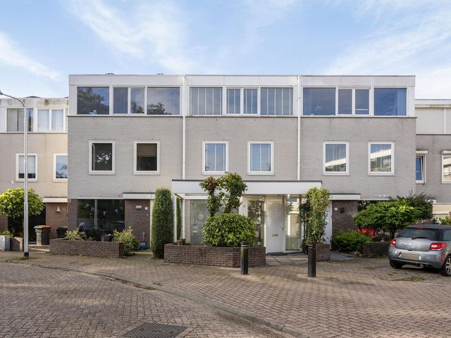 Liefkenshoekstraat 11, Tilburg