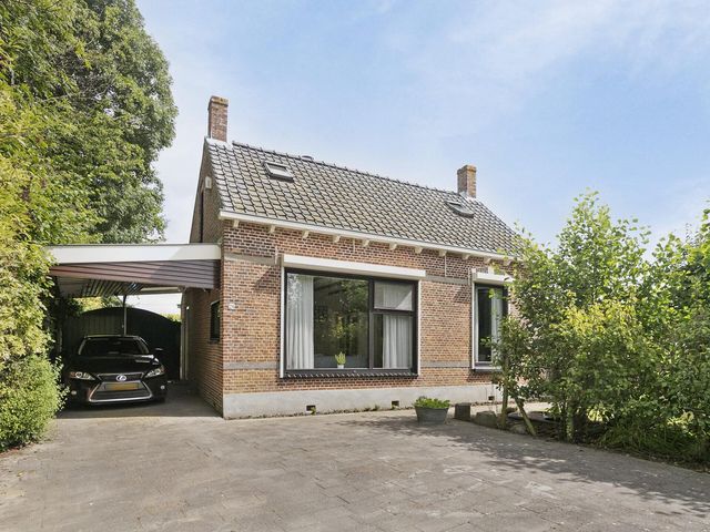 Nieuwe Kraaijertsedijk 26, Lewedorp