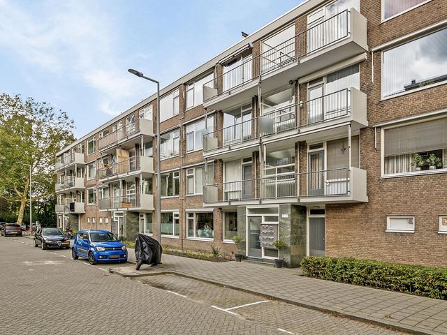 Hendrik van Bontsfortstraat 17, Rotterdam