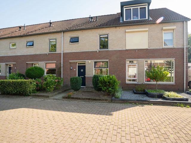 Toccatastraat 34, Enschede