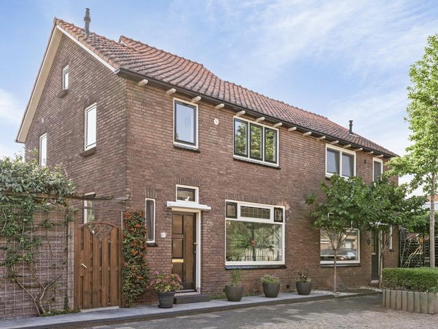 Waalstraat 2c, Krimpen aan den IJssel