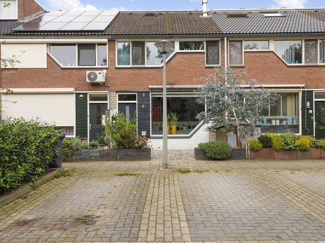 Bladelstraat 6, Arnhem