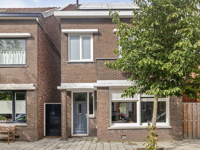 Walstraat 6, Sas Van Gent