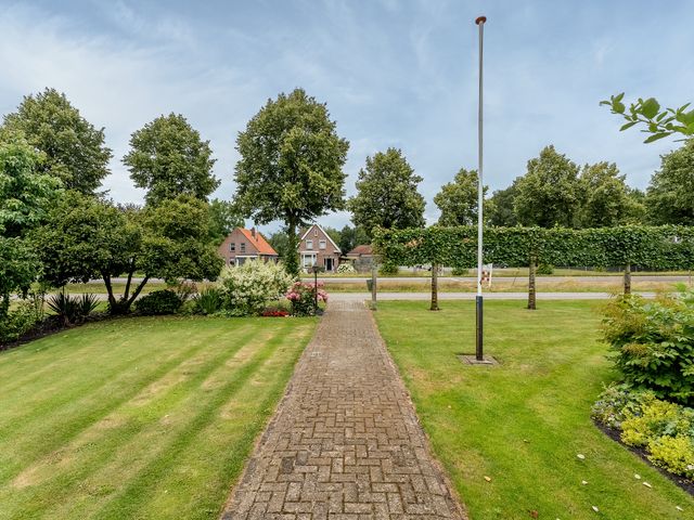 Dedemsvaartseweg-Zuid 71, Lutten