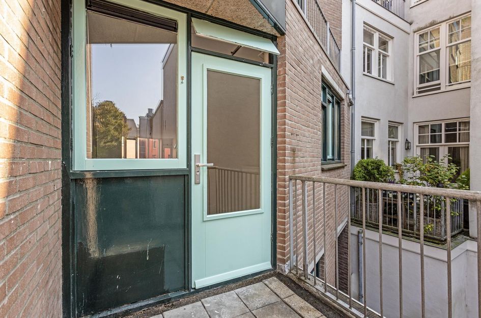 Sint Antoniesbreestraat 108