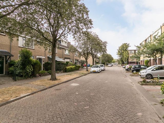 Grebbestraat 13, Oud-Beijerland