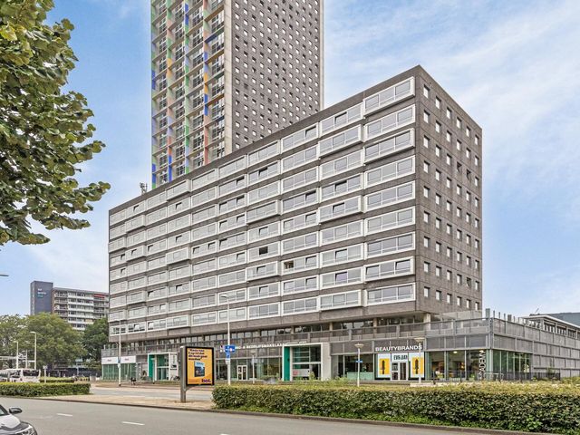 Westpoint 215, Tilburg