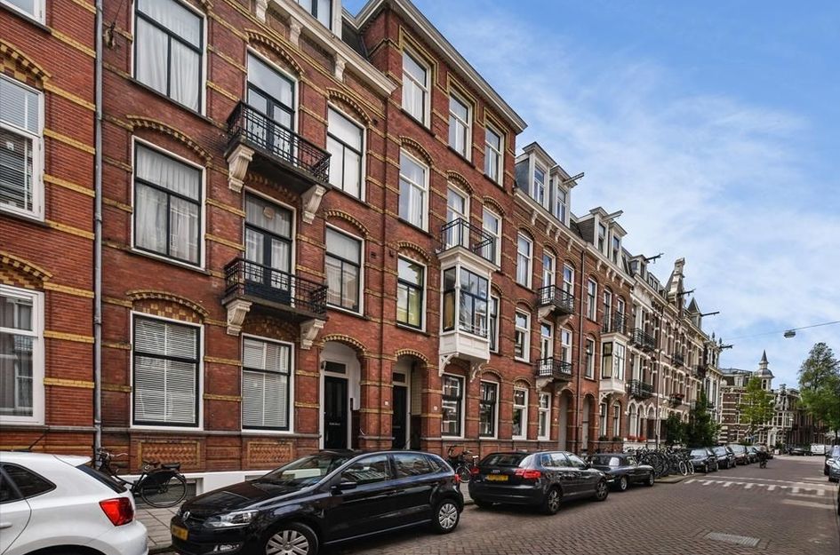 Van Eeghenstraat 43