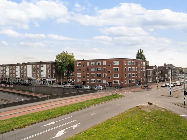 Maastunnelplein 22B, Rotterdam