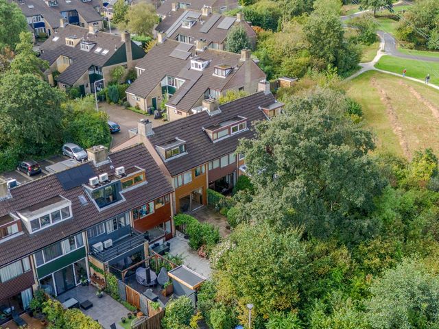 Gebroeders de Wittplantsoen 16, Voorschoten