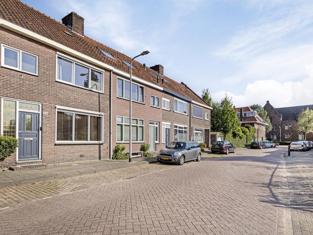 Doornbossestraat 12, Tilburg