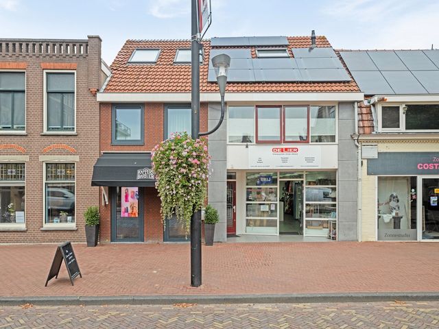 Hoofdstraat 33, De Lier