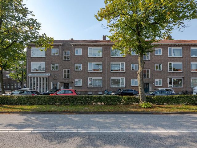 Dorpsweg 125A, Rotterdam