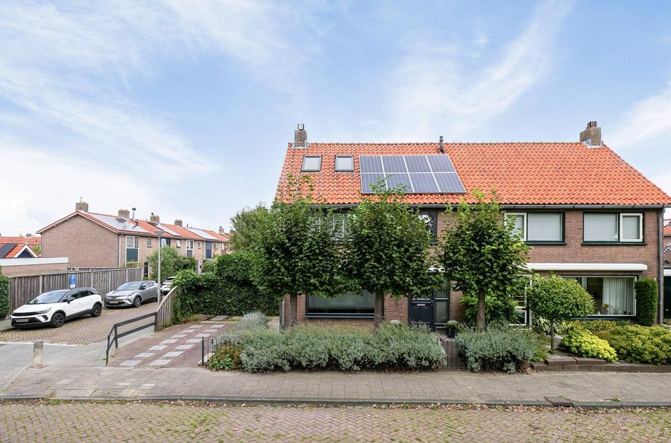 Laan van Nieuw Rozenburg 24