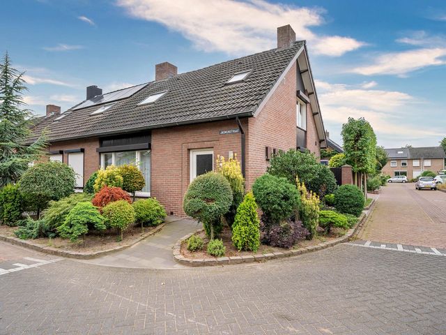 Jasmijnstraat 2, Maasbree