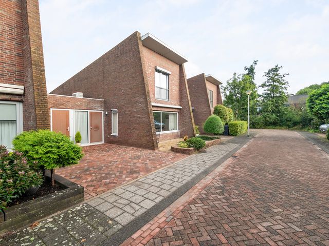 Oltmansstraat 18, Bergschenhoek
