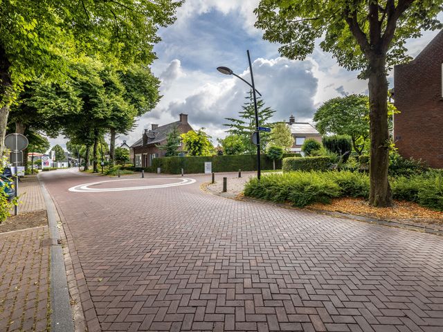 Vierlingsbeekseweg 10, Overloon