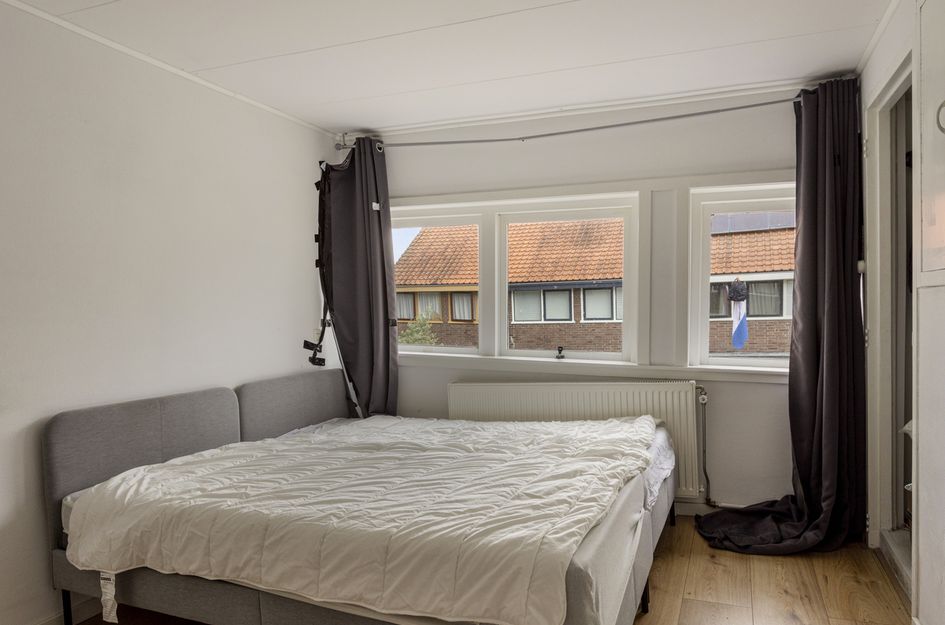 Dwarsstraat 20