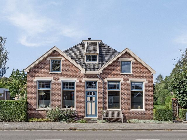 Dorpsstraat 9, Onstwedde