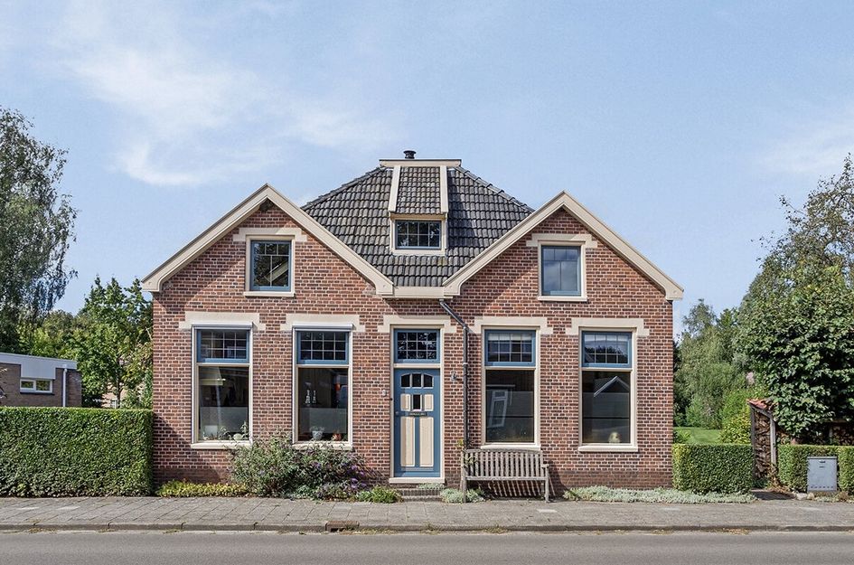 Dorpsstraat 9