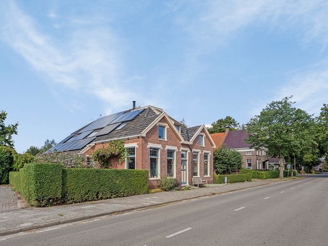 Dorpsstraat 9, Onstwedde