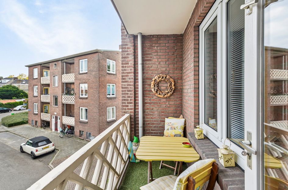 Karolingenstraat 13