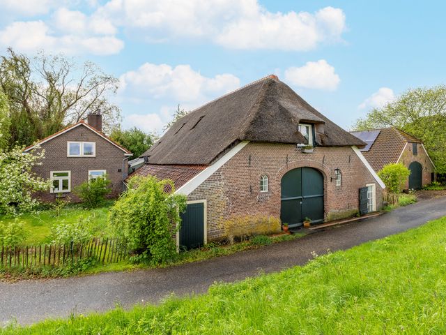 Kerkstraat 31, Lathum