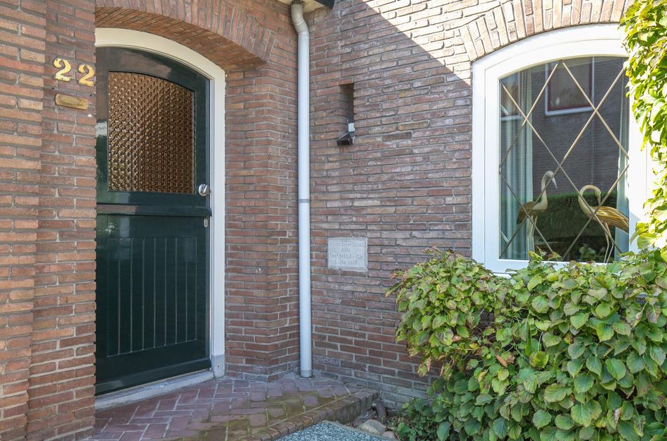 Dorpsstraat 22