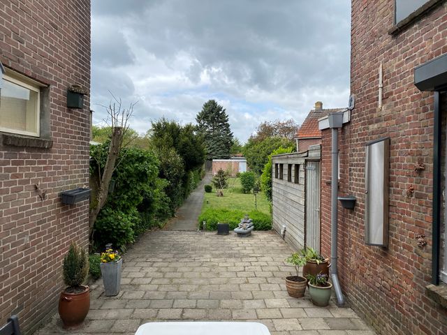 Julianastraat 115, Rijen