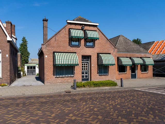 Kerkstraat 18, Sprang-Capelle