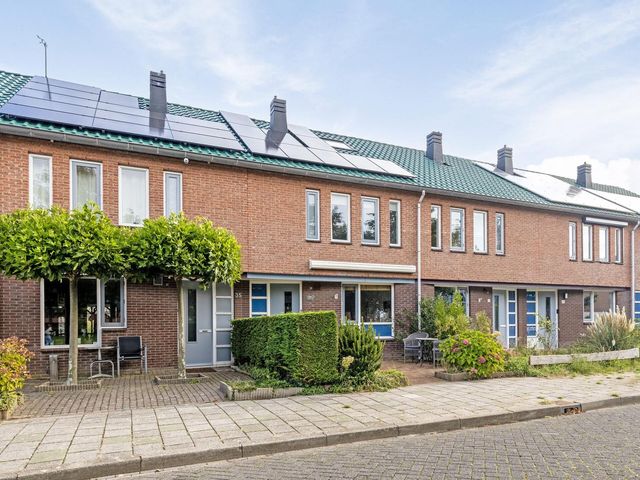 Margaret Staalplantsoen 37, Heerhugowaard