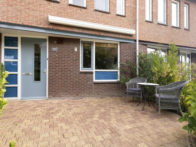 Margaret Staalplantsoen 37, Heerhugowaard