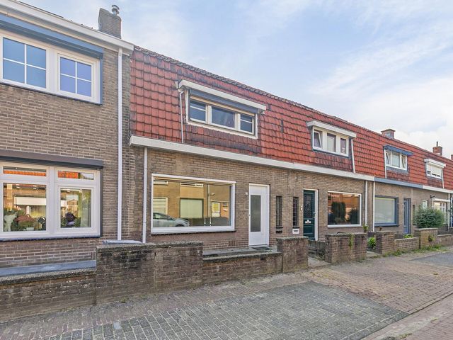 Hondiusstraat 25, Terneuzen