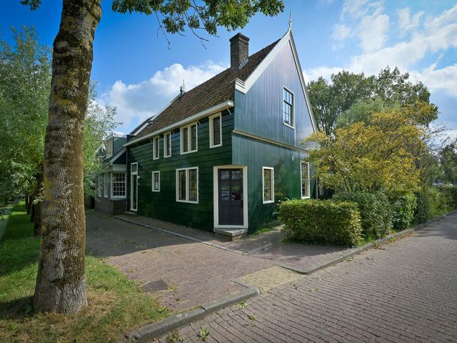 Langepad 27, Zaandijk