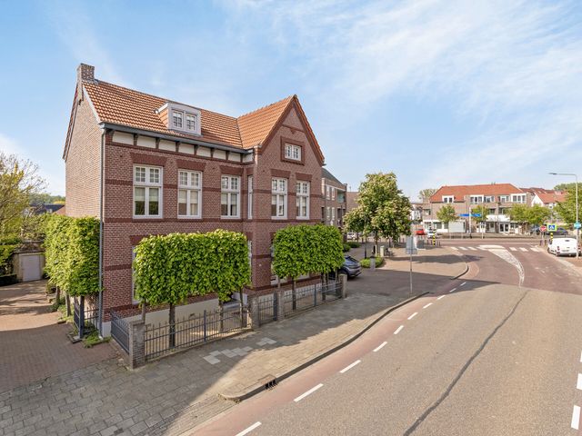Stationsstraat 8, Schinnen