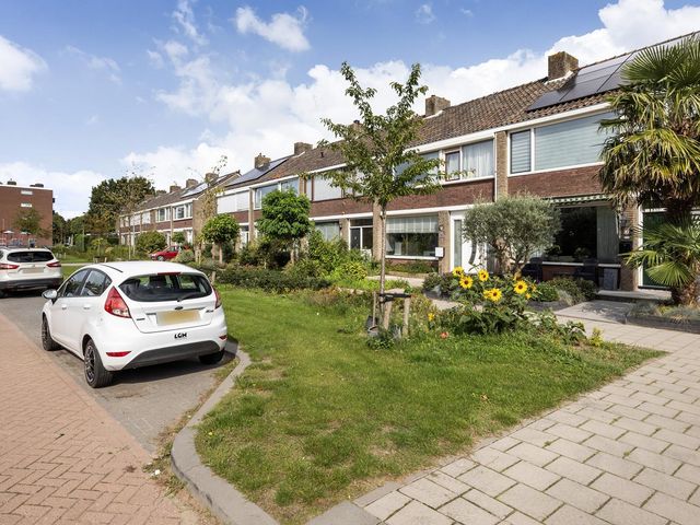 Adriaan Banckertstraat 13, Zwijndrecht