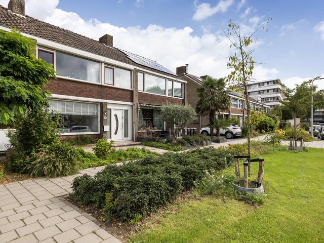 Adriaan Banckertstraat 13, Zwijndrecht