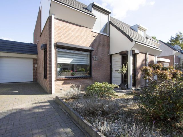 Meester Strijbosstraat 12, Weert