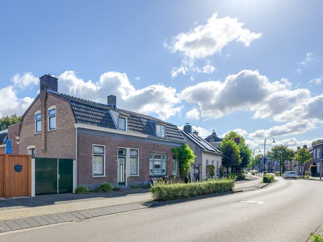 Hoofdstraat 144, Rijen