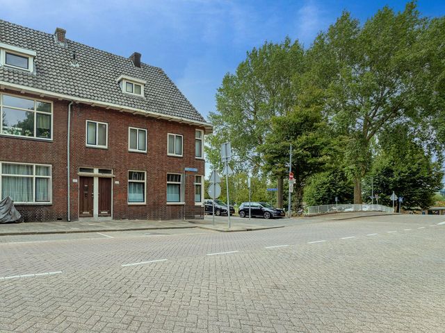 Zestienhovensekade 119B, Rotterdam