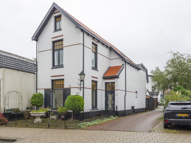 Herenstraat 75, Bussum