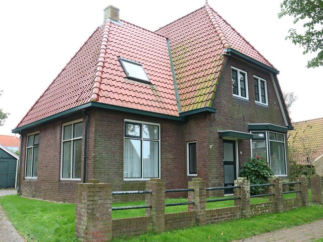 Camminghastraat 12, Ballum