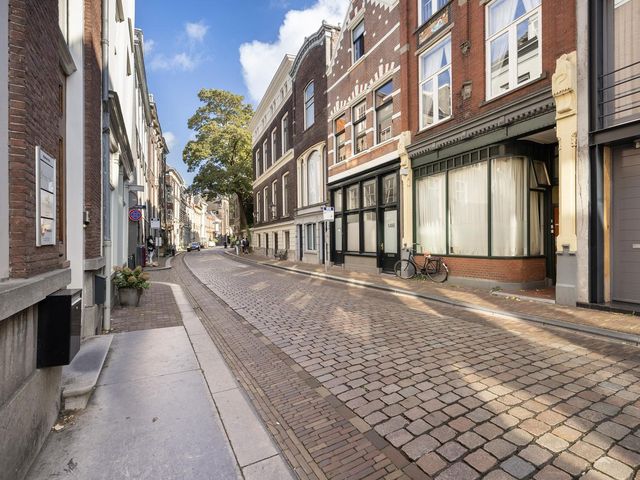 Wijnstraat 142, Dordrecht