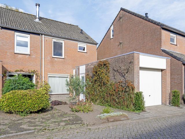 Bernardusstraat 56, Ulicoten