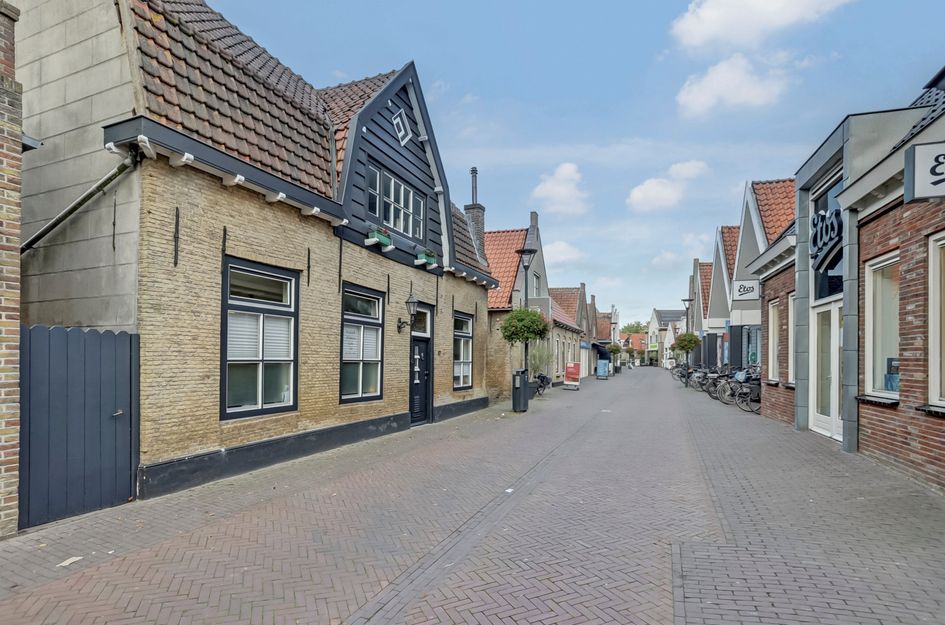 Kerkstraat 17